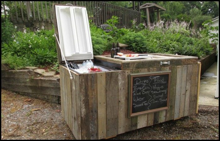 How To Turn An Old Fridge Into An Awesome Rustic Cooler Diy Projects