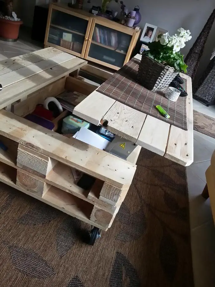 Make a lift top coffee table out of pallets… | DIY projects for everyone!