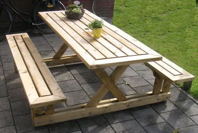 Do-It-Yourself Picnic Table Tutorial DIY projects for ...