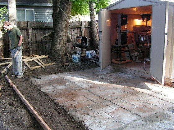 Do-It-Yourself Cement Patio - DIY projects for everyone!