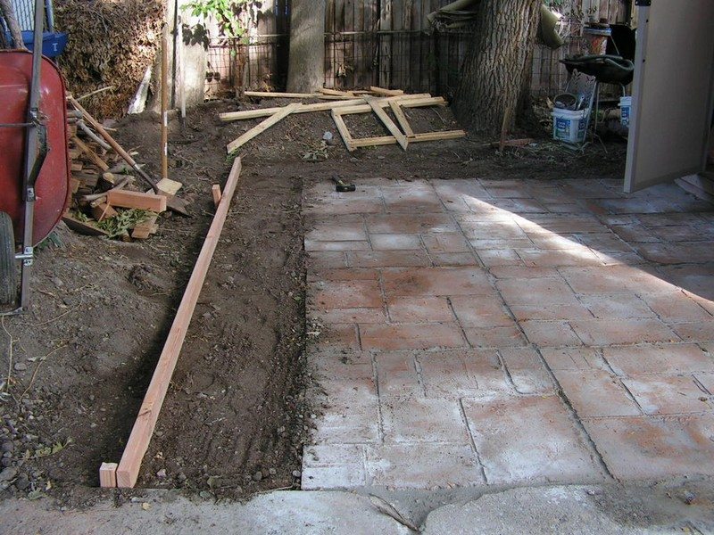 DIYCementPatio06