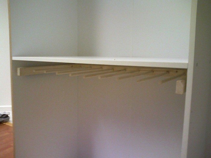 DIY Sliding Pants Rack - DIY projects for everyone!
