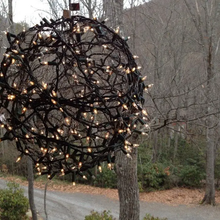 Make Your Own Christmas Light Balls | DIY projects for everyone!