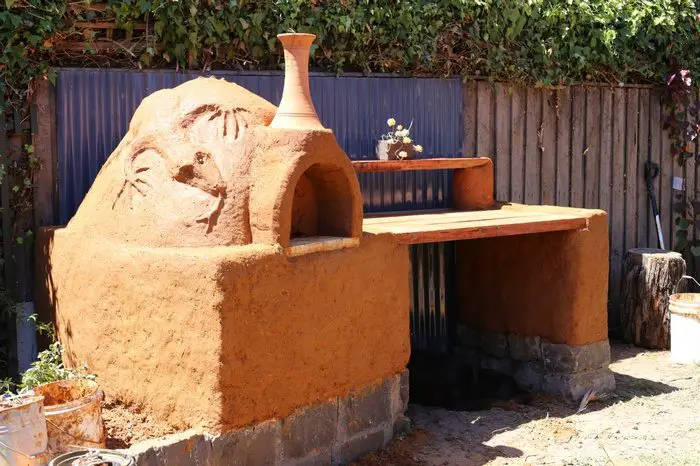 How to build a low-cost earthen oven - DIY projects for everyone!