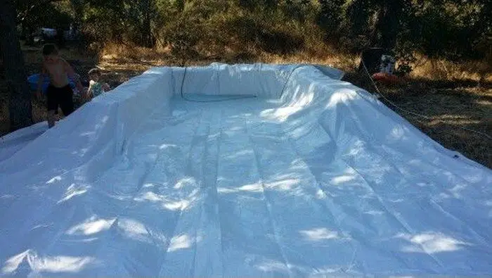 Makeshift Strawbale Pool Diy Projects For Everyone
