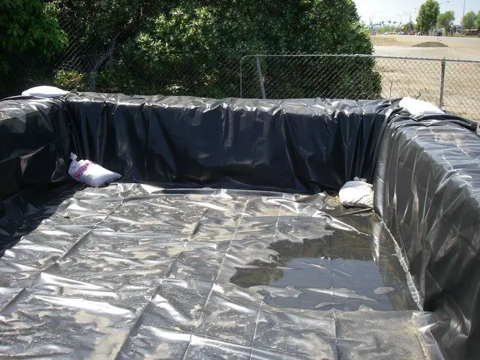 Makeshift Strawbale Pool Diy Projects For Everyone