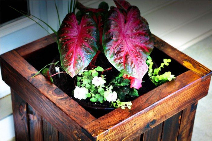 Matching Pallet Planters