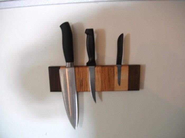 DIY Rustic Knife Rack