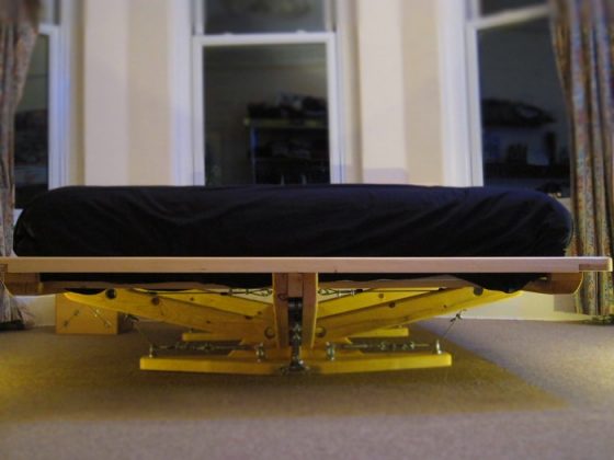 Build your own floating bed – DIY projects for everyone!