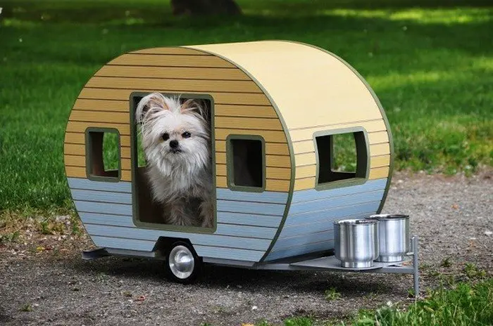 DIY Mini Pet Camper