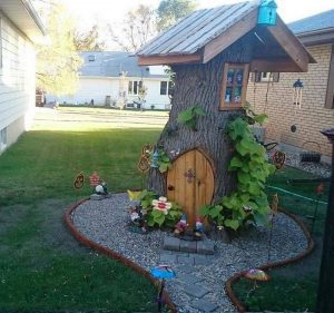 Gnome Tree Stump House