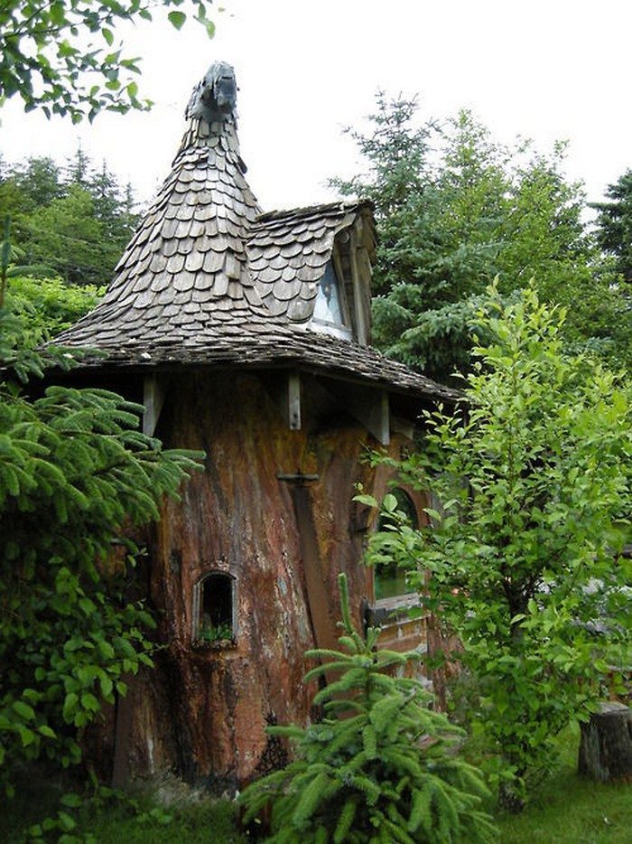 Make a cute fairy house from an ugly tree stump DIY 