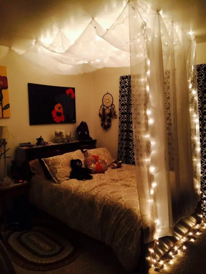 Magical Bed Canopy With Lights in 8 Steps - DIY projects for everyone!