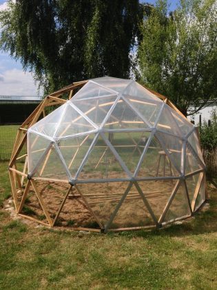 Convenient Geodesic Greenhouse: Handy Gardening in 8 Steps – DIY ...