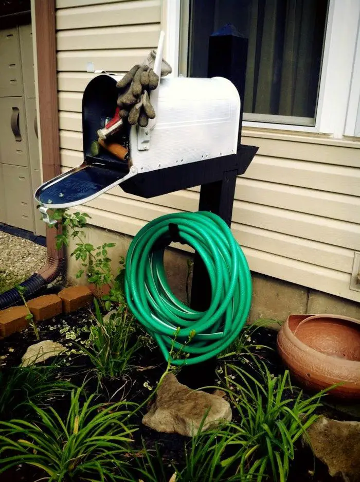 Build a garden hose storage with planter! | DIY projects for everyone!