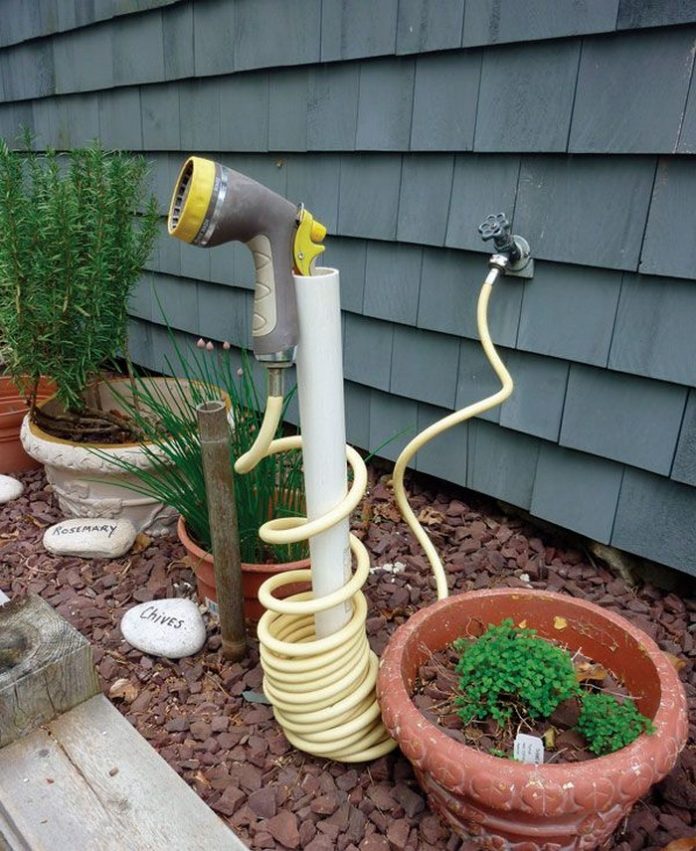 build-a-garden-hose-storage-with-planter-diy-projects-for-everyone