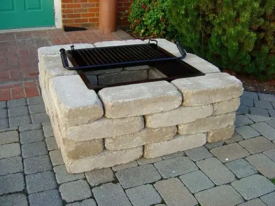 6 Amazing Fire Pit Grill Ideas for Your Backyard