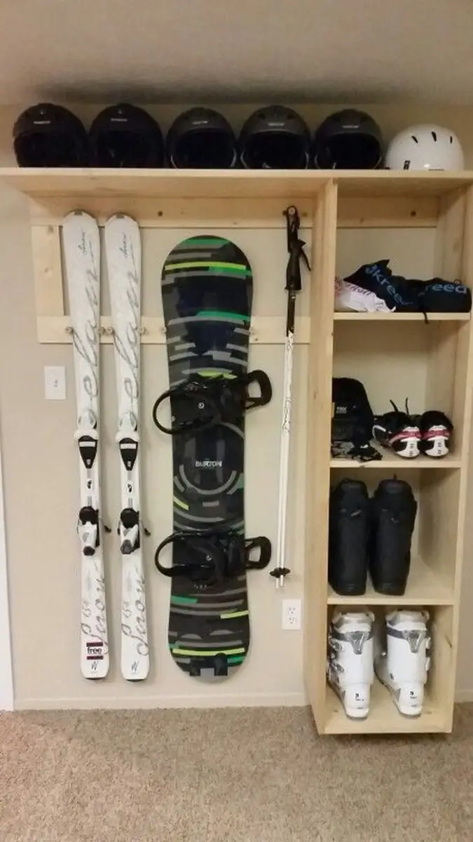 Mudroom Ski Rack