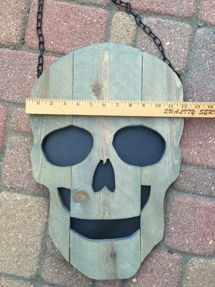 DIY Skull Decor from Scrap Timber