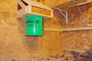 Heated Chicken Waterer - Hanging Bucket