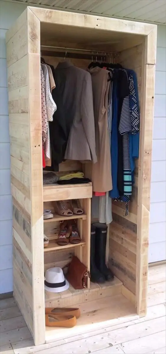 Organize your clothing, shoes and bags by building a ...